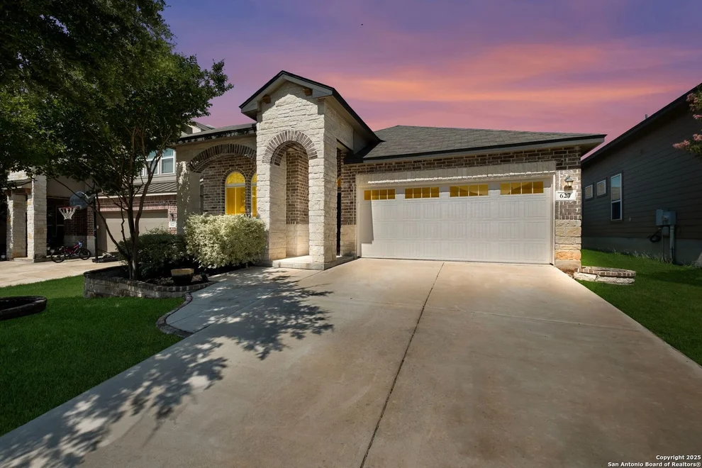 Unit for sale at 627 Sea Eagle, San Antonio, TX 78253