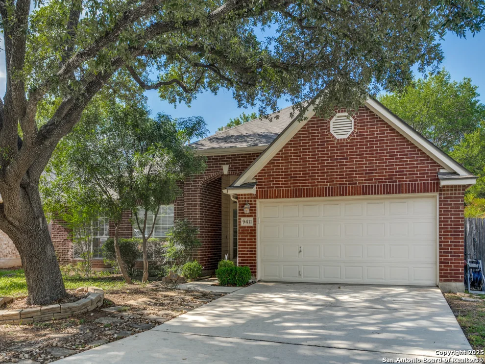 Unit for sale at 9411 Camino Venado, Helotes, TX 78023