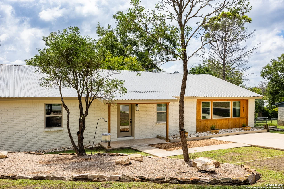 Unit for sale at 1903 Danielle Dr, Kerrville, TX 78028