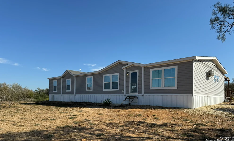 Unit for sale at 375 County Road 1670, Moore, TX 78057
