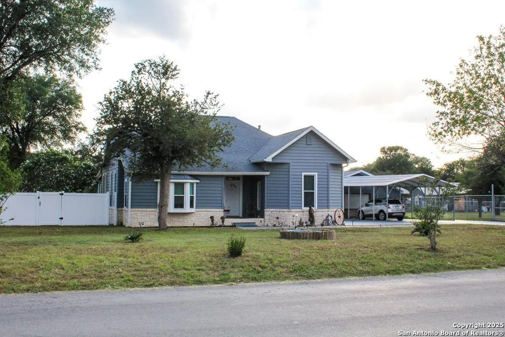 Unit for sale at 1301 N MADISON, Beeville, TX 78102