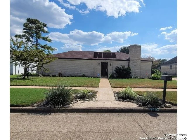 Unit for sale at 5603 Arncliffe, Houston, TX 77088