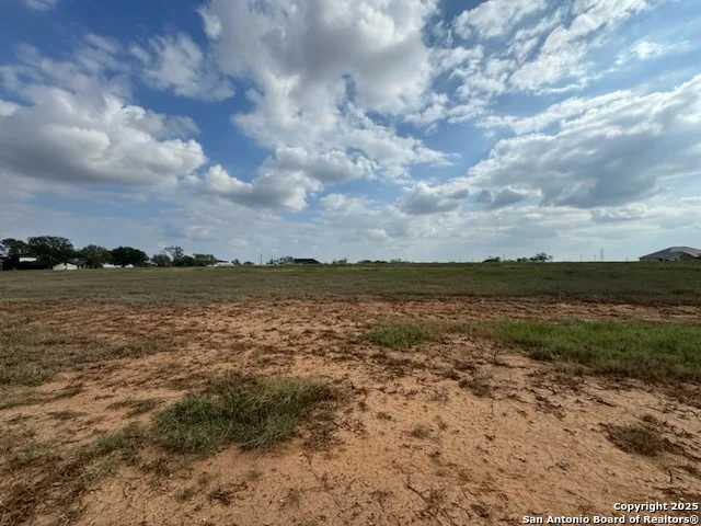 Unit for sale at 3046 Vista, Seguin, TX 78155