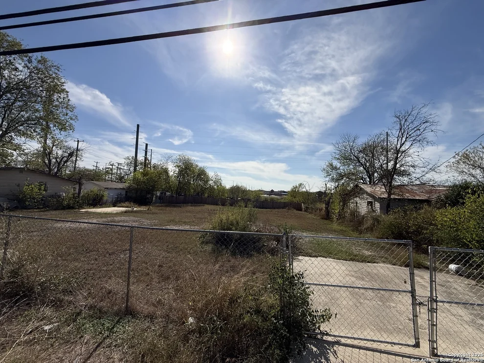 Unit for sale at 108 Inez, San Antonio, TX 78228