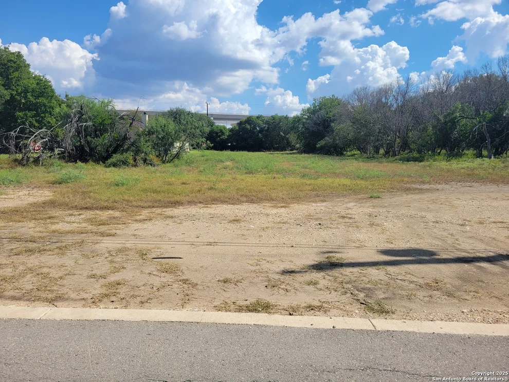 Unit for sale at 8242 Utopia, Selma, TX 78154