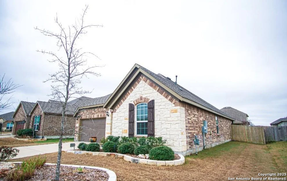 Unit for sale at 2778 Ridge Heights, New Braunfels, TX 78130