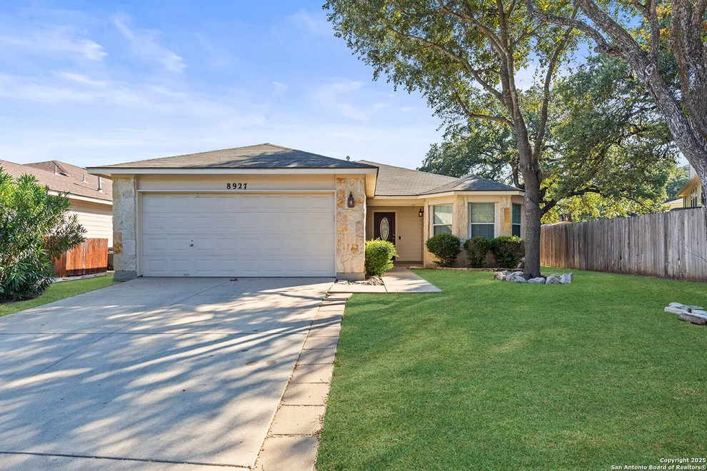 Unit for sale at 8927 John Barrett, San Antonio, TX 78240