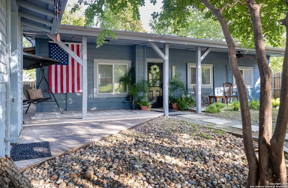 Unit for sale at 1149 W Bridge, New Braunfels, TX 78130