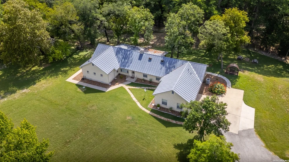 Unit for sale at 50500 Interstate 10, Comfort, TX 78013