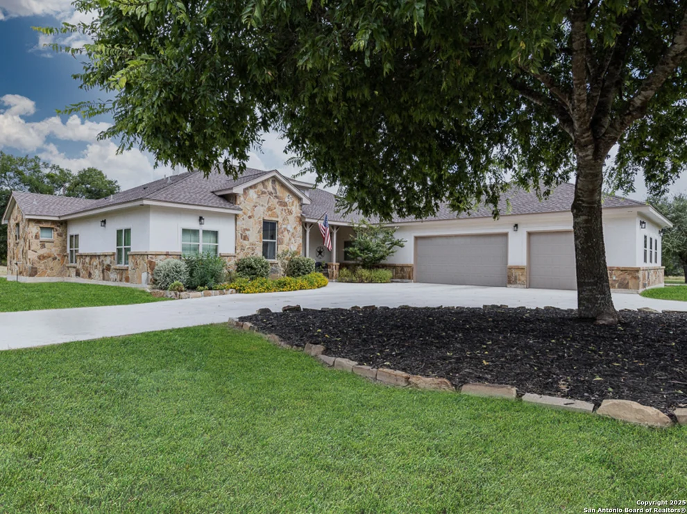 Unit for sale at 811 Long Meadow, Spring Branch, TX 78070