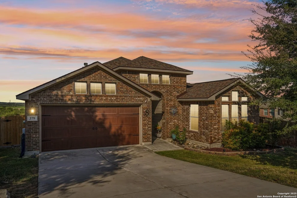 Unit for sale at 379 Primrose, New Braunfels, TX 78132