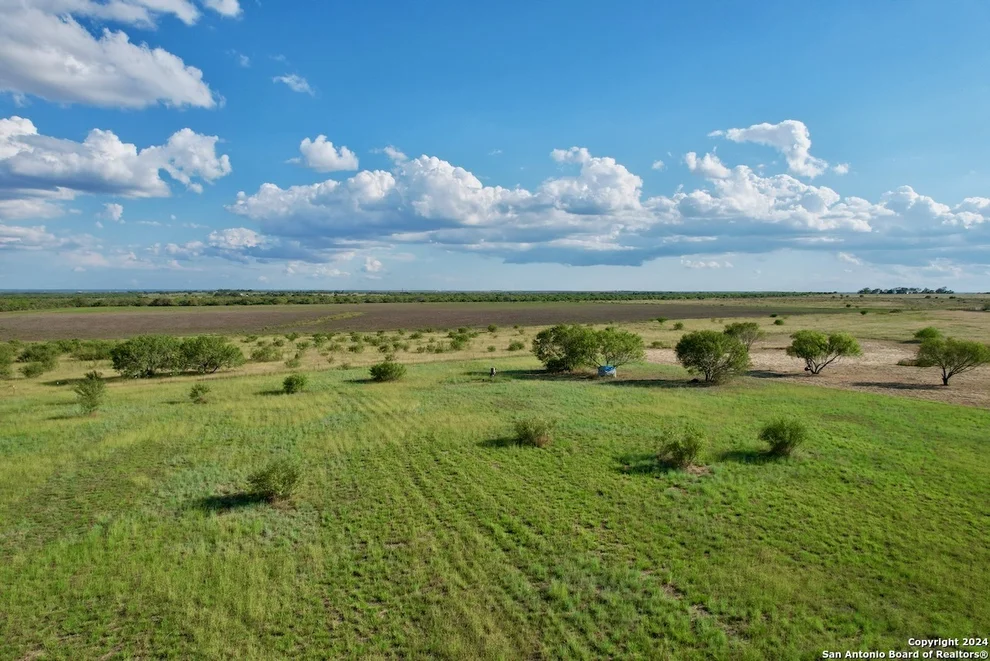 Unit for sale at 594 TOM RD, Floresville, TX 78114