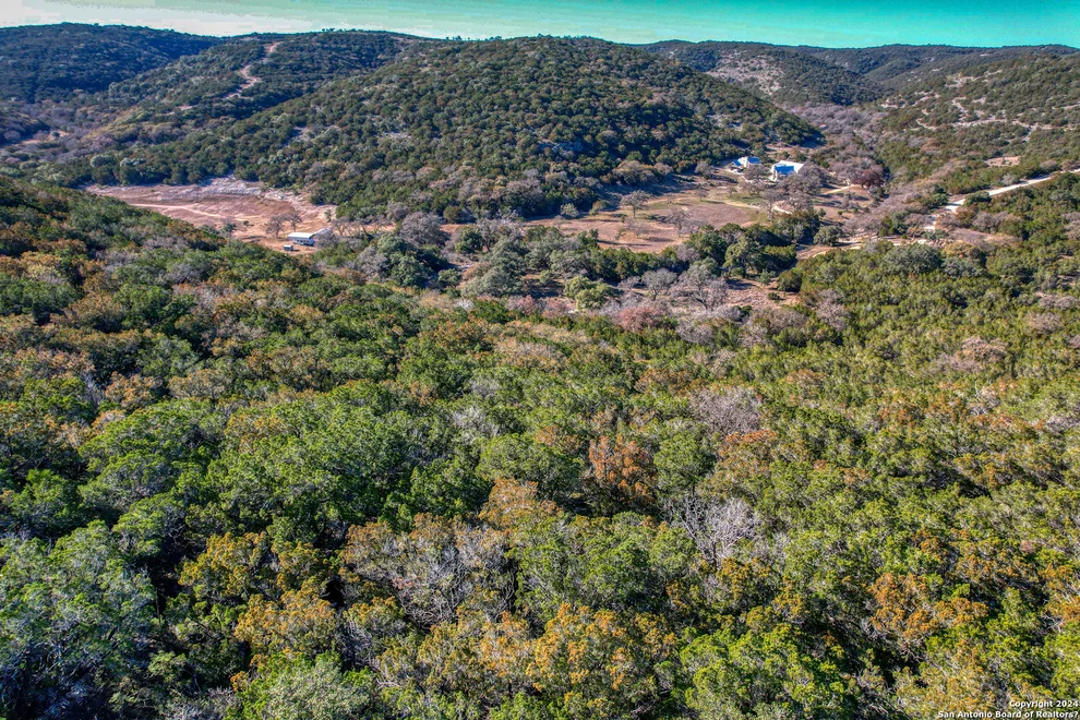 Unit for sale at 558 S Ridge Dr, ConCan, TX 78838