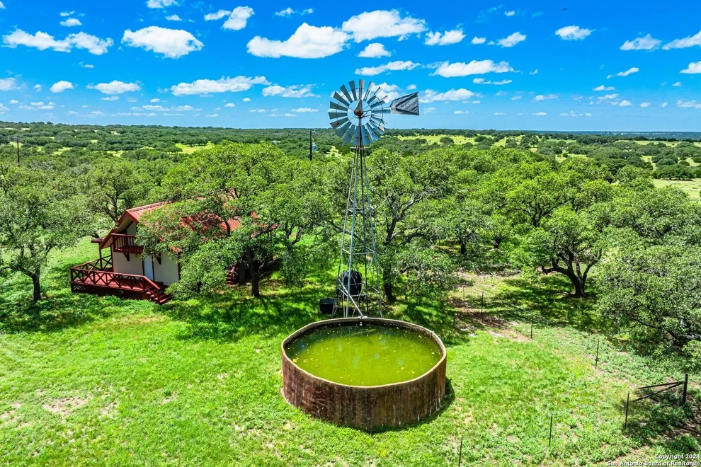 Unit for sale at 275 Enlightening Rd, Mountain Home, TX 78058