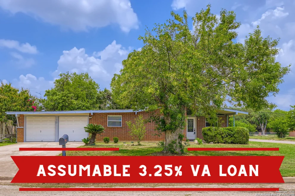 Unit for sale at 142 Winn, Universal City, TX 78148