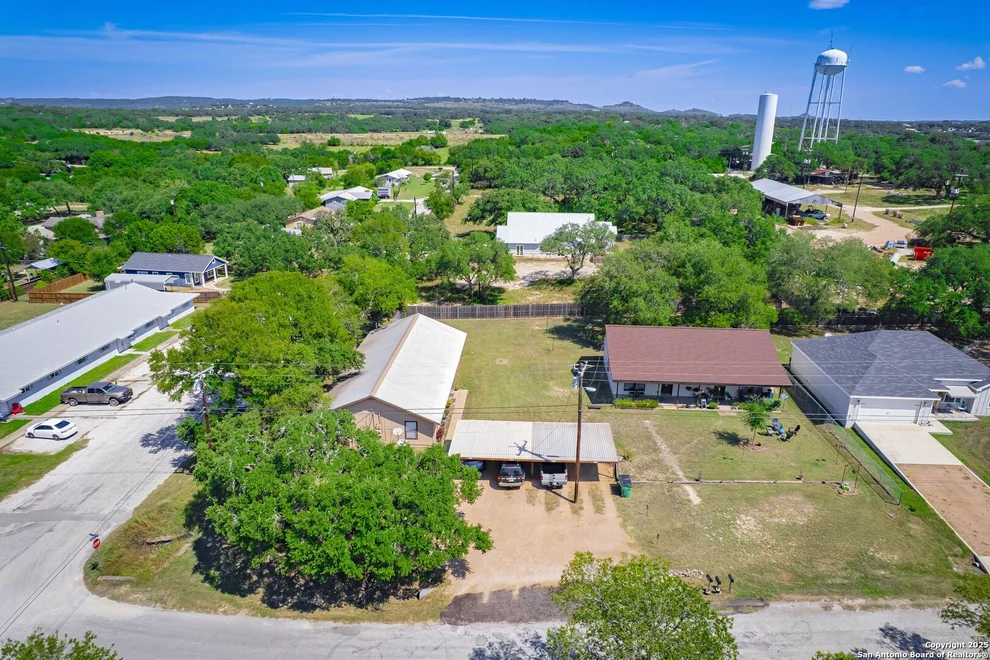Unit for sale at 1016-1022 13th St, Blanco, TX 78606