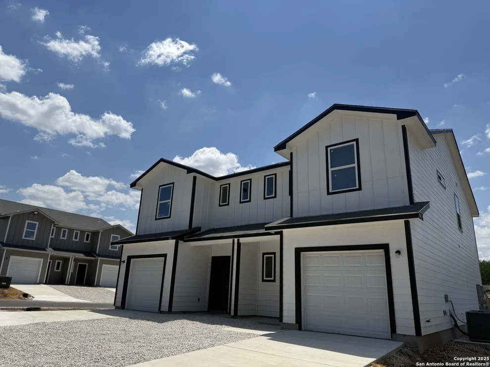 Unit for sale at 7226 John Palmer Dr., San Antonio, TX 78239