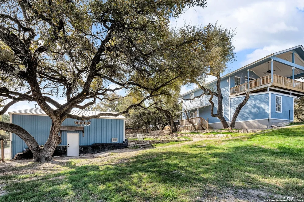 Unit for sale at 556 Canyon Edge, Canyon Lake, TX 78133