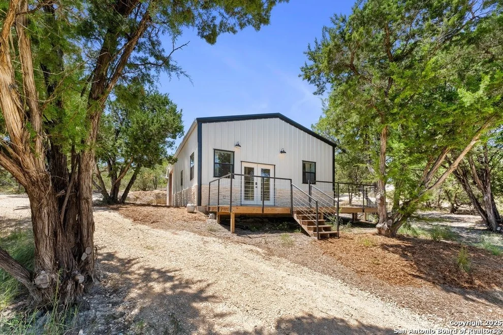 Unit for sale at 93 Billings, Boerne, TX 78006