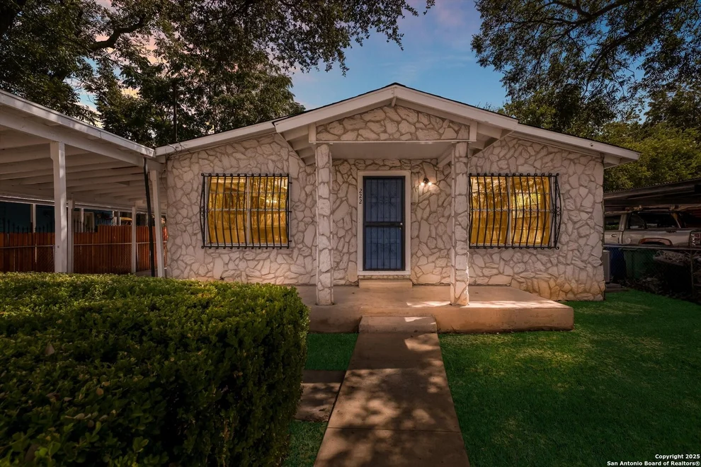 Unit for sale at 222 Cortez Ave, San Antonio, TX 78237