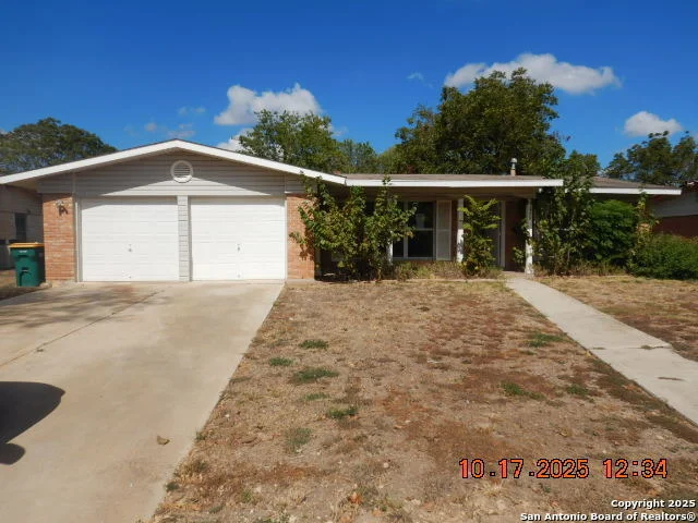 Unit for sale at 229 E Langley Blvd, Universal City, TX 78148