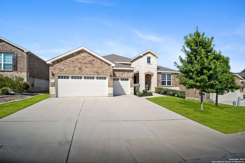 Unit for sale at 12811 Azalea Xing, San Antonio, TX 78253