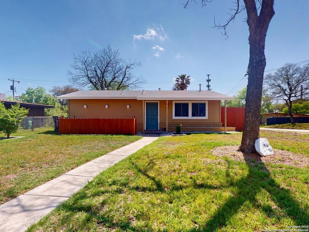 Unit for sale at 102 Lakeshore, San Antonio, TX 78218