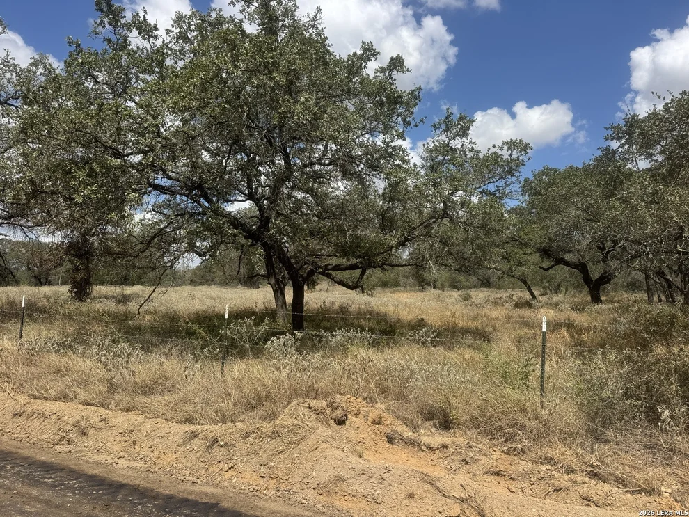 Unit for sale at 11633 W Fm 476, Somerset, TX 78069