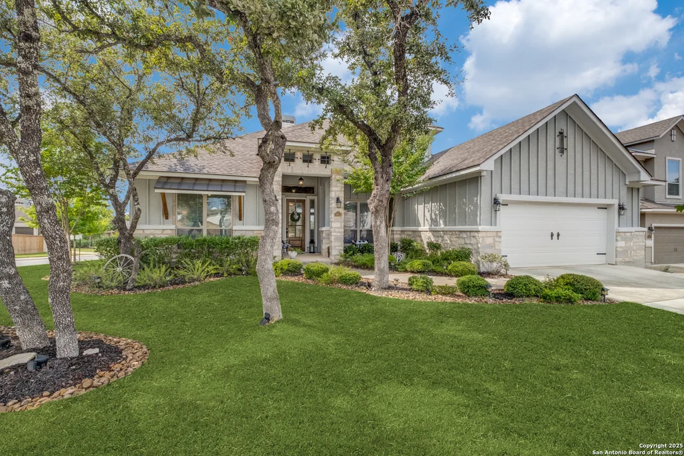 Unit for sale at 29003 Pfeiffers Gate, Fair Oaks Ranch, TX 78015