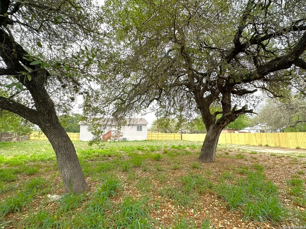 Unit for sale at 109 N 1ST ST, Somerset, TX 78069