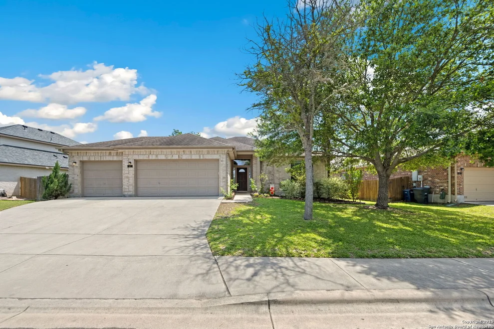 Unit for sale at 817 Walzem Mission, New Braunfels, TX 78132
