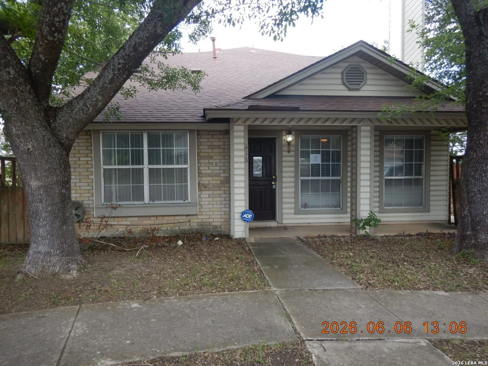 Unit for sale at 616 Fern Meadow Dr, Universal City, TX 78148