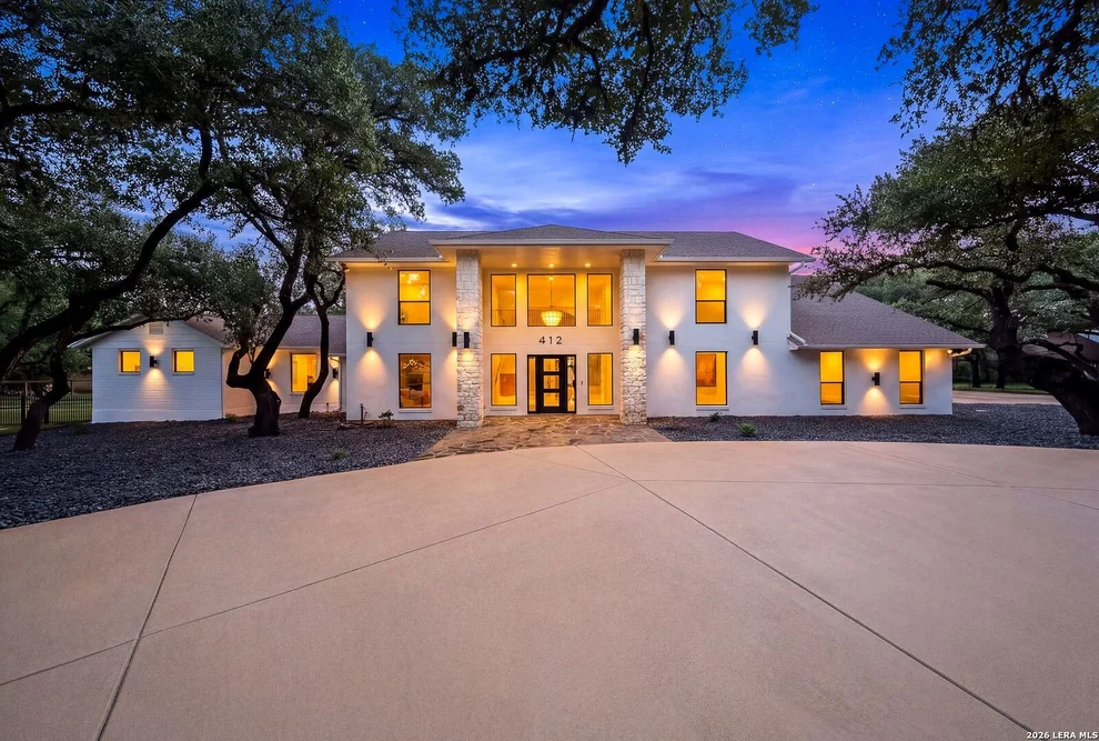 Unit for sale at 412 Cliffside Dr, Shavano Park, TX 78231