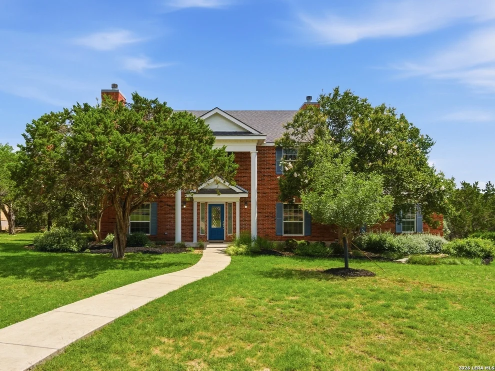 Unit for sale at 203 Kendall Pointe Dr, Boerne, TX 78015