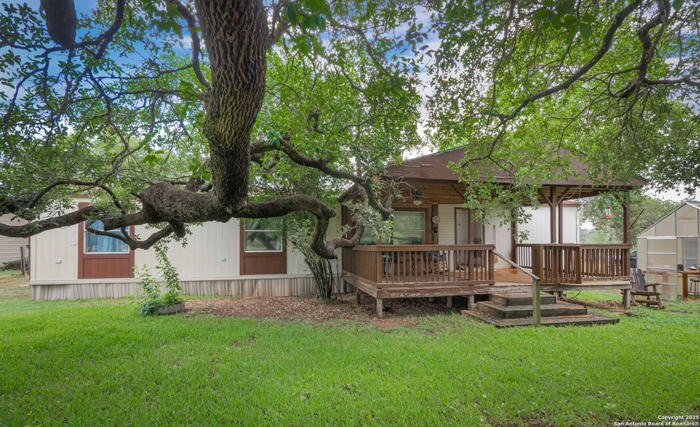Unit for sale at 141 County Road 786, Natalia, TX 78059