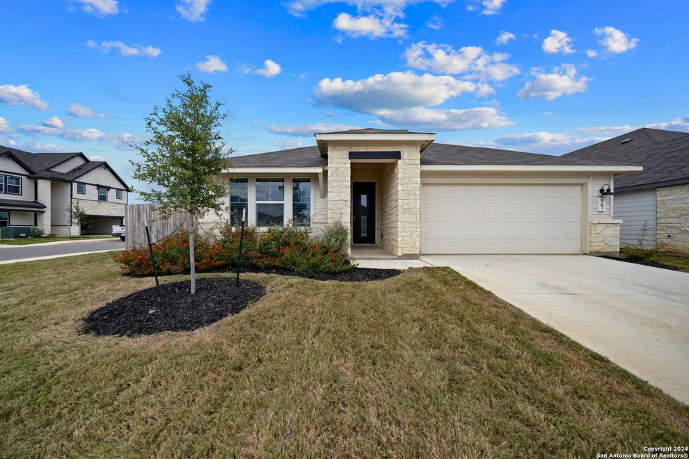 Unit for sale at 967 black horse, San Antonio, TX 78260
