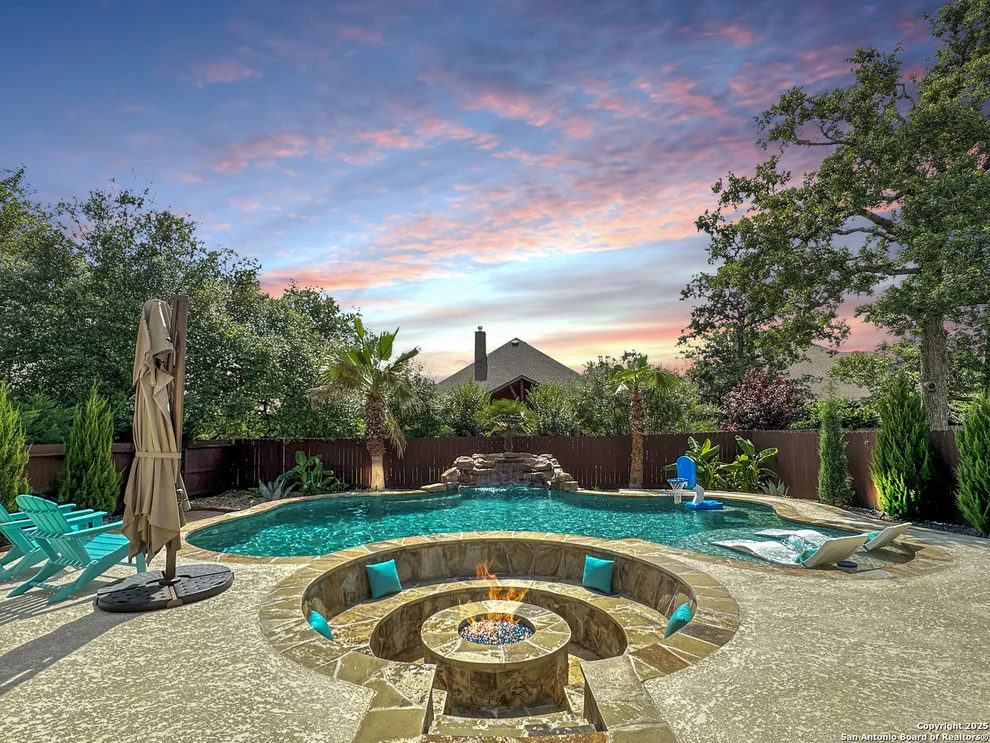 Unit for sale at 106 Alder Woods, Boerne, TX 78006
