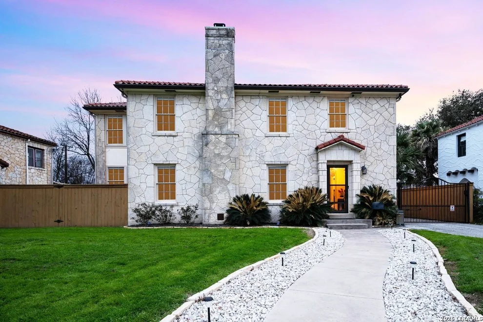Unit for sale at 218 Mary Louise, San Antonio, TX 78201