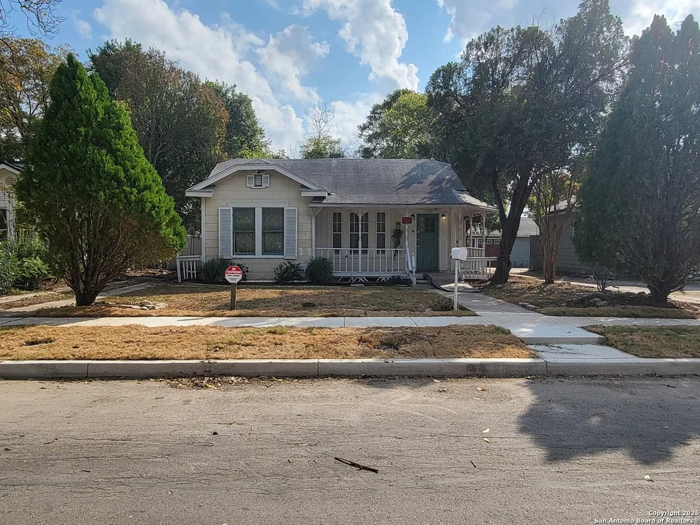 Unit for sale at 1518 W Lynwood Ave, San Antonio, TX 78201