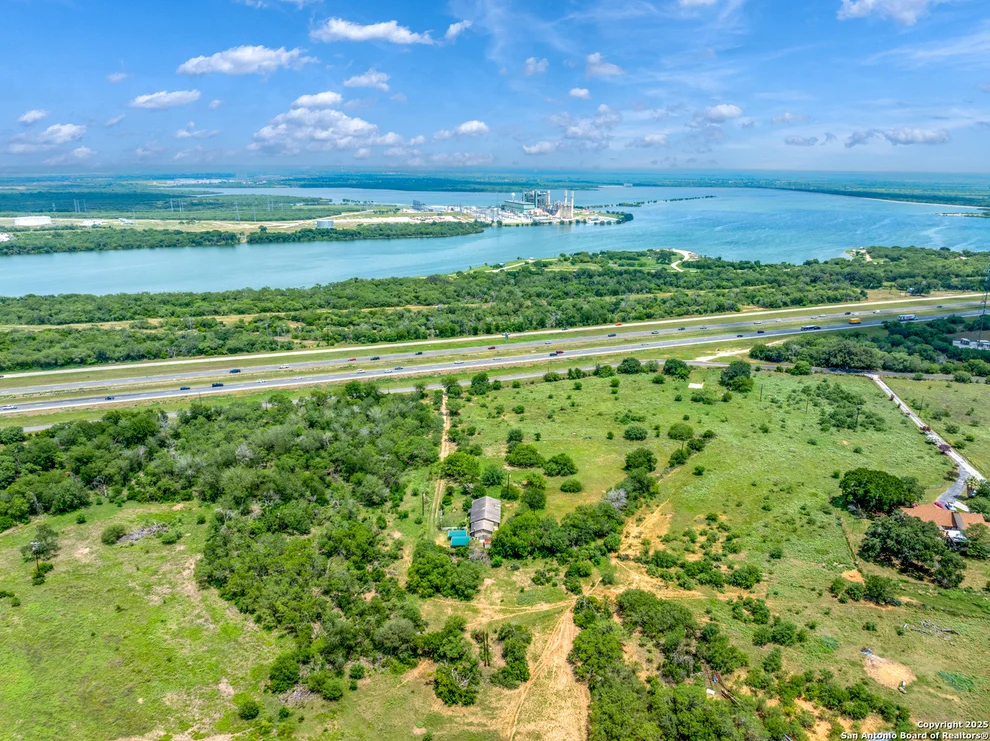 Unit for sale at 16183 Interstate 37, Elmendorf, TX 78112