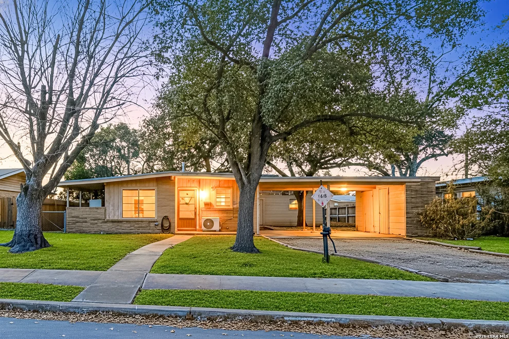 Unit for sale at 4618 Lakewood, San Antonio, TX 78220