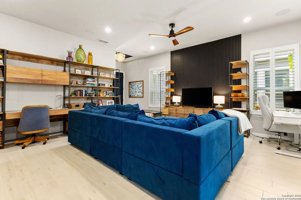 Unit for sale at 874 Casetta, New Braunfels, TX 78130