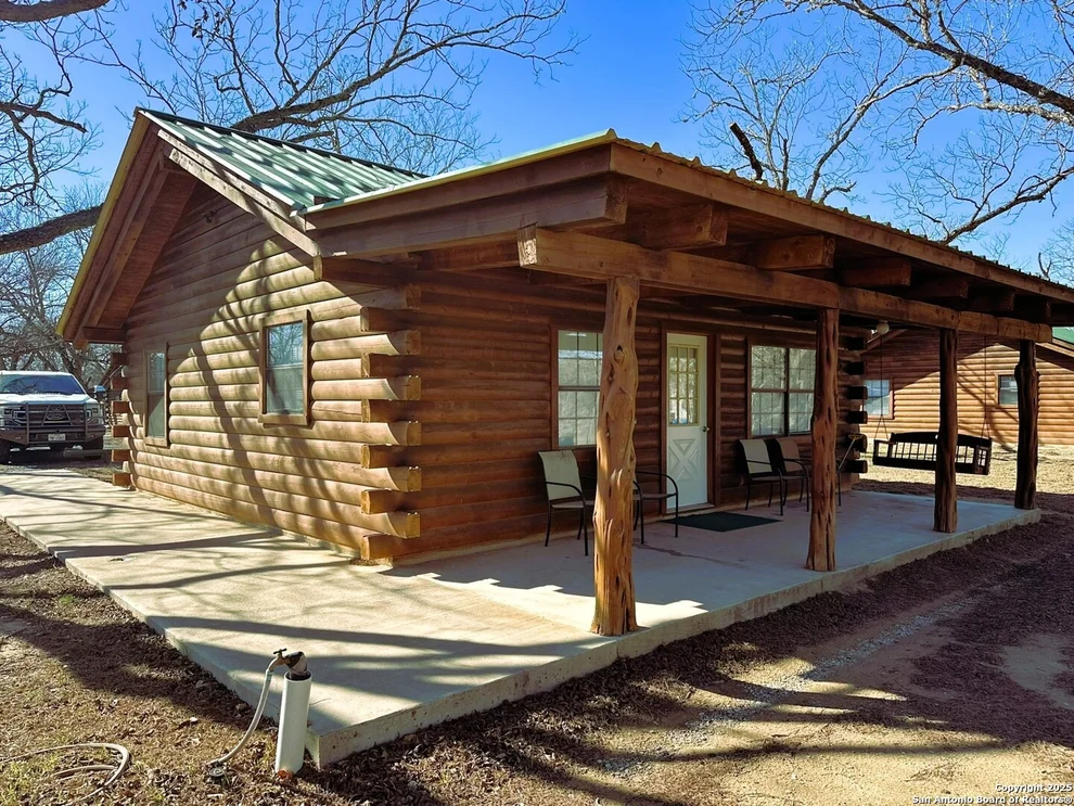 Unit for sale at 98 Red Wright Rd., Leakey, TX 78873