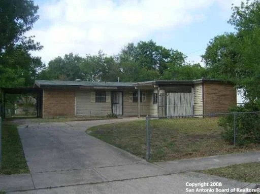 Unit for sale at 5154 VILLAGE GREEN, San Antonio, TX 78218