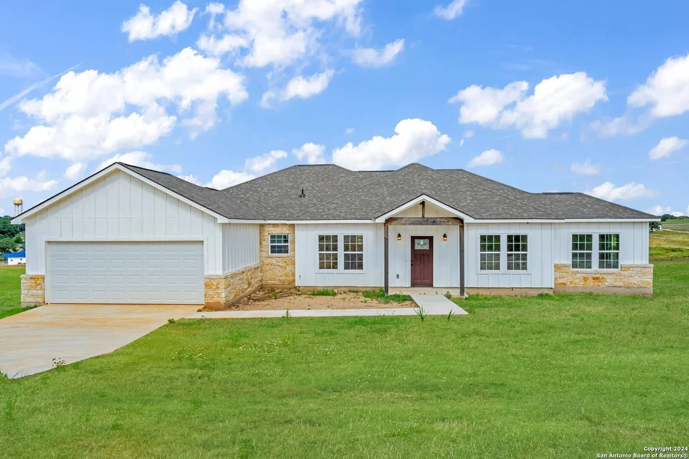 Unit for sale at 613 LAKERIDGE LN, La Vernia, TX 78121