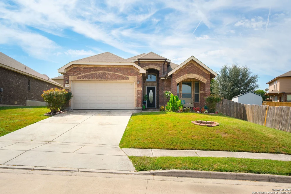 Unit for sale at 13900 Wenrich, Live Oak, TX 78233