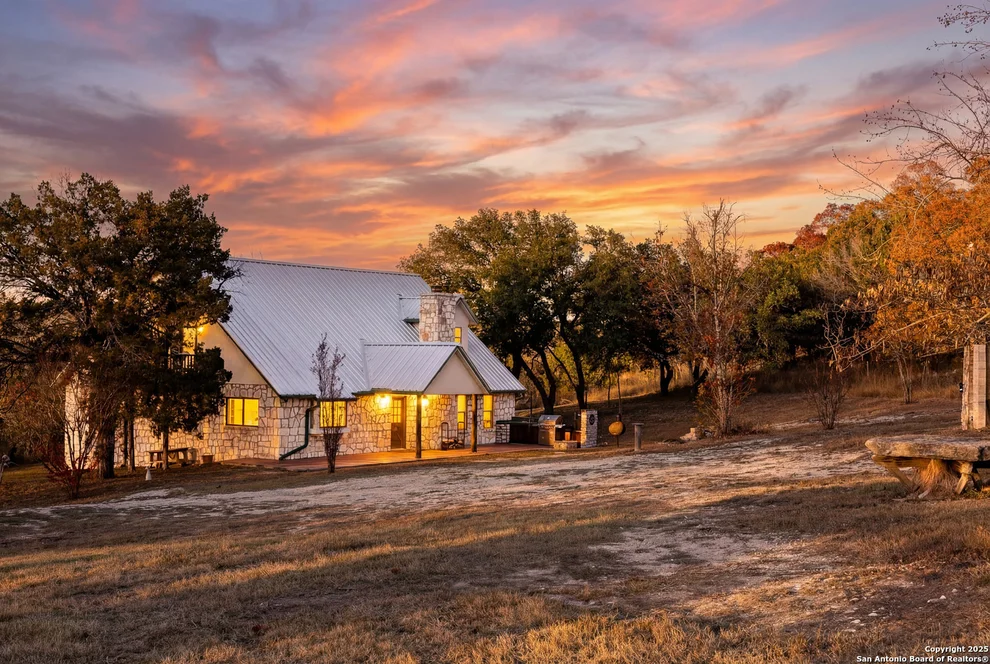 Unit for sale at 230 Cade Loop, Ingram, TX 78025