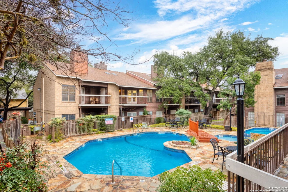 Unit for sale at 8633 Datapoint, San Antonio, TX 78229