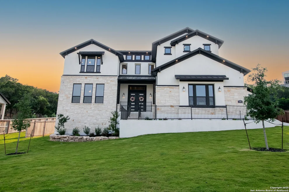 Unit for sale at 7302 Cresta Bulivar, San Antonio, TX 78256