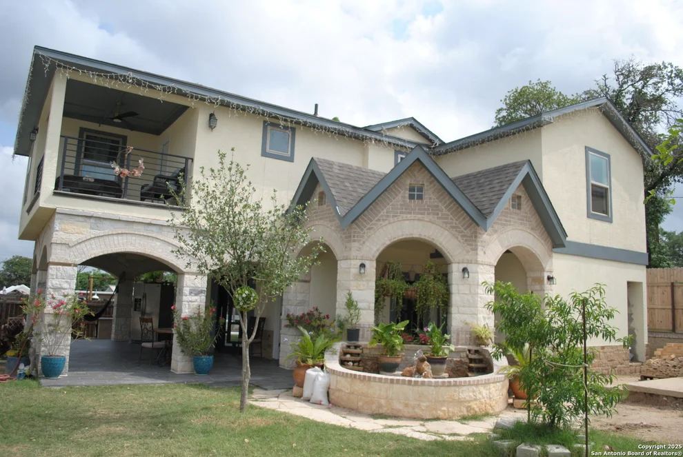 Unit for sale at 4337 Throne, Von Ormy, TX 78073